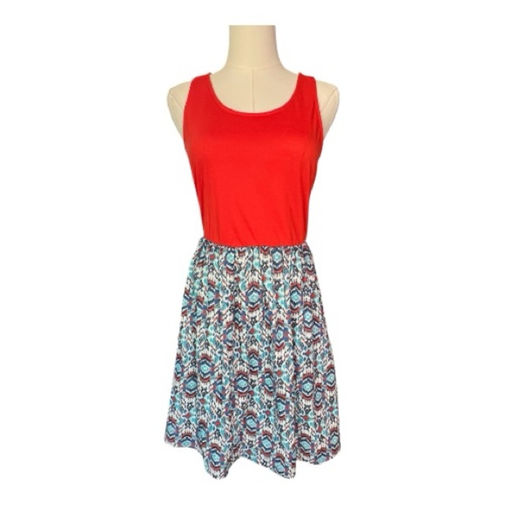 EUC Xhilaration red bodice patterned skirt dress exposed zipper | size M